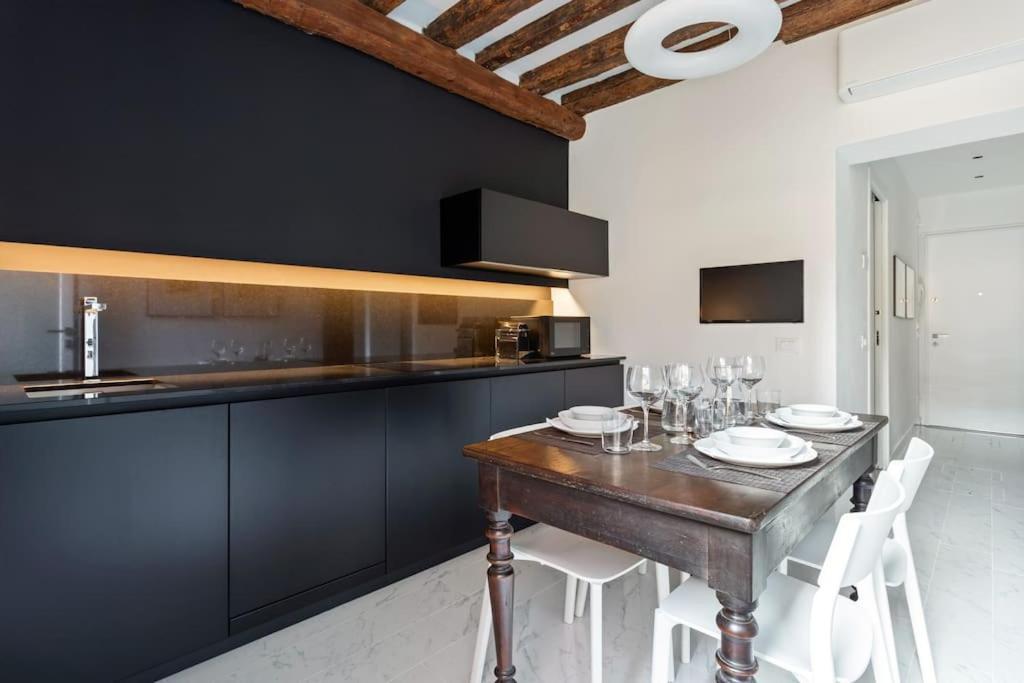 Dimora San Lorenzo Luxury Apartment Венеция Экстерьер фото